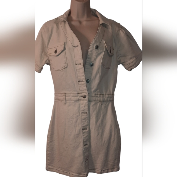 Celebrity Pink Jean Cream Button-Up Mini Dress - Picture 1 of 12